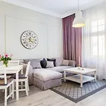 Stylish Apartment - Rakowicka 8