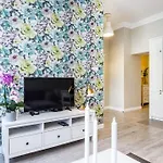 Stylish Apartment - Rakowicka 8